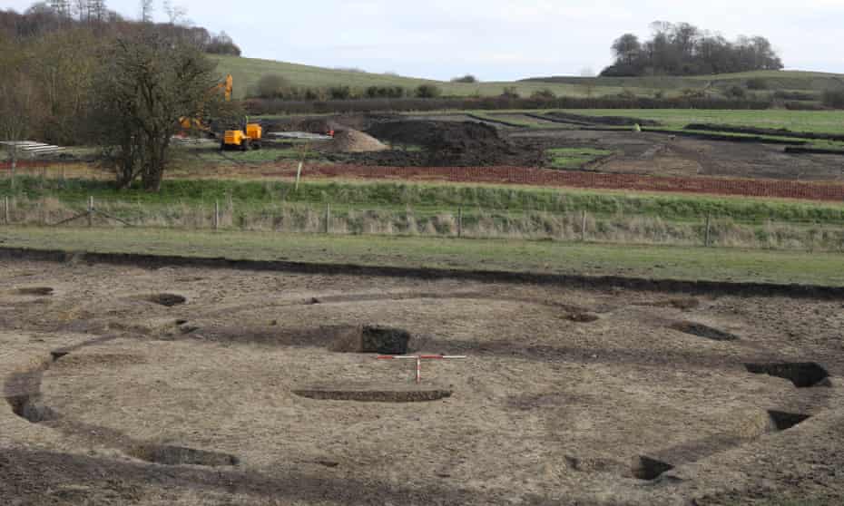 An iron age roundhouse revealed by archaeologists at the site near Wittenham Clumps.