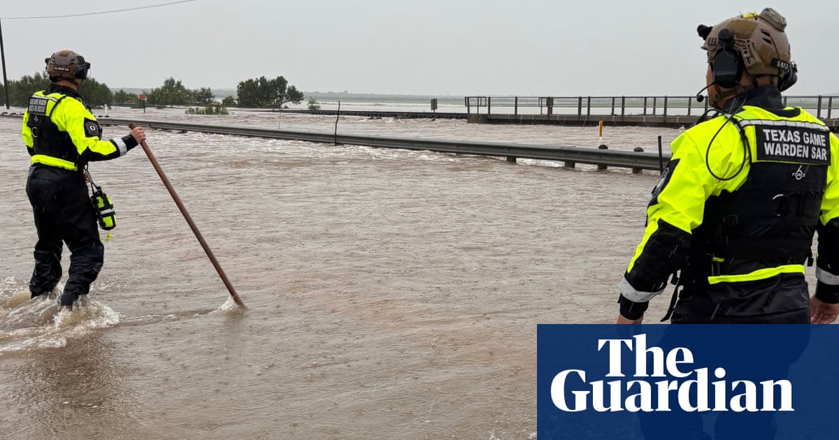 South Texas braces for more flooding after US storms strand motorists