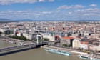 Two dead and five missing after boat collision near Budapest