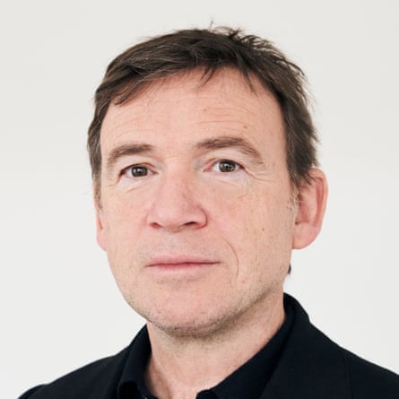 Headshot of David Nicholls