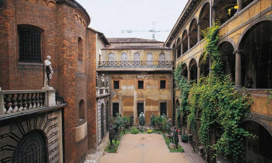 Courtyard of Spirits Magni in the Ambrosiana Library, Milan.