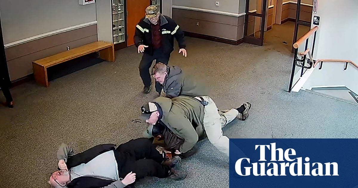 Taxi drivers, a tackle and a cowboy: photos of the day  Tuesday