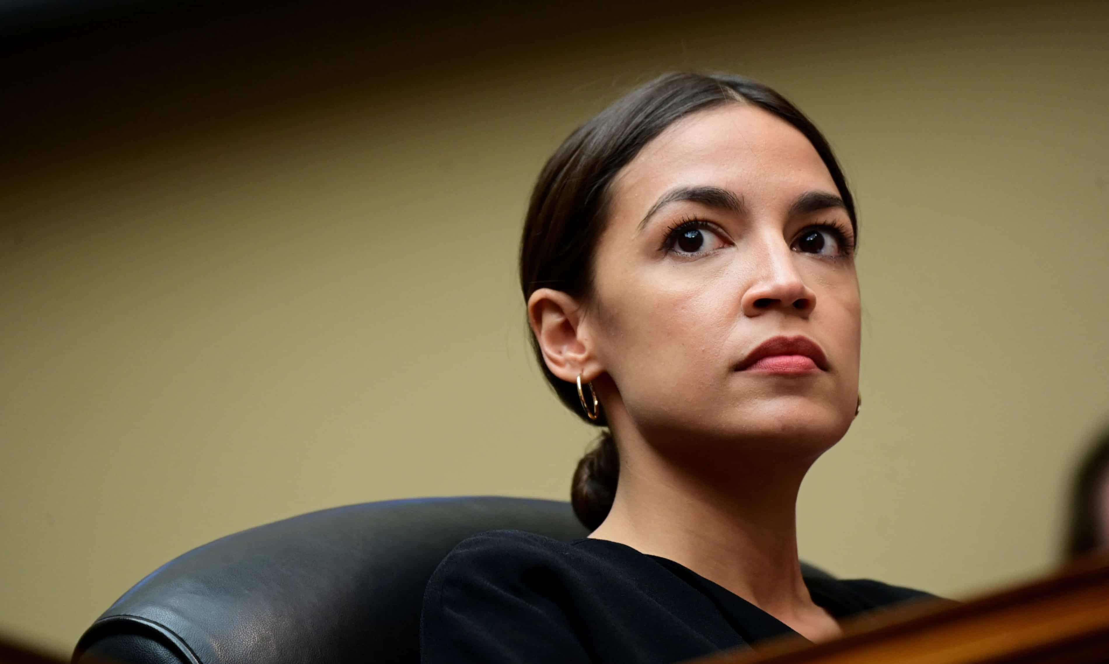 Democratic strategist calls for ‘new generation of leaders’ as party plots response to Trump’s victory (theguardian.com)