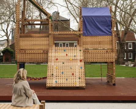 Children in the Aysaita refugee camp in Ethiopia joined in with the assembly of the equipment they were sent.