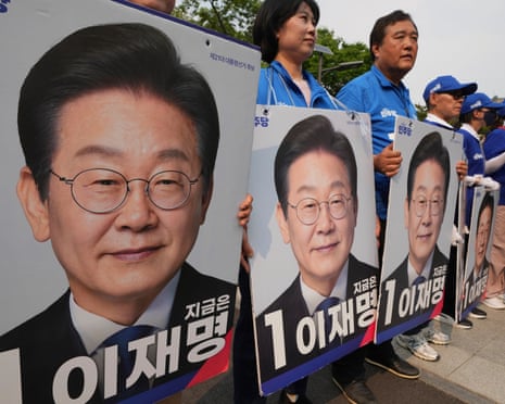 Lee Jae-myung Calls for Support Ahead of Presidential Election