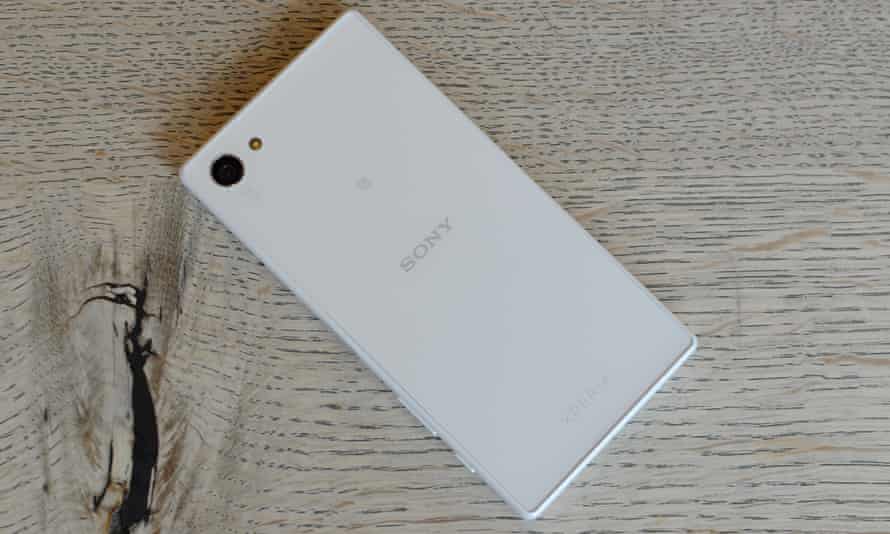 sony xperia z5 compact review
