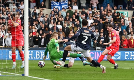 Skor Joseph Rankin-Costello memberi Blackburn harapan di millwall.