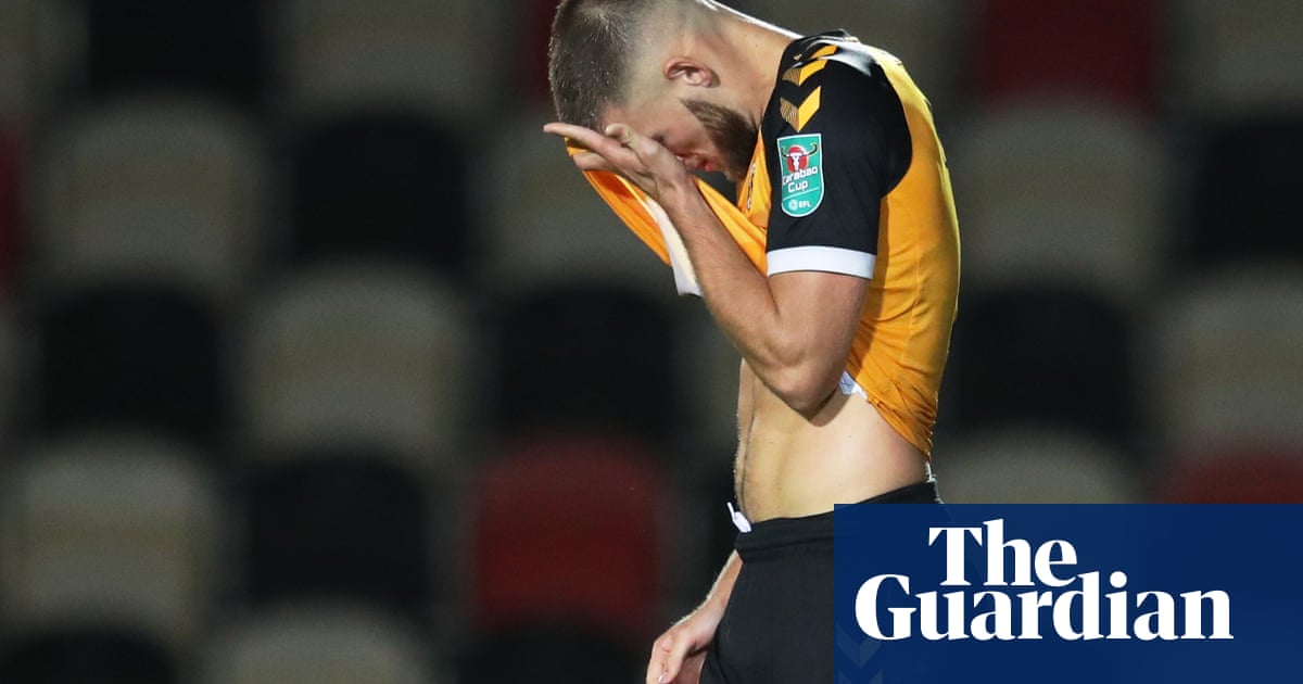 Newcastle beat Newport on penalties after Jonjo Shelveys late rescue