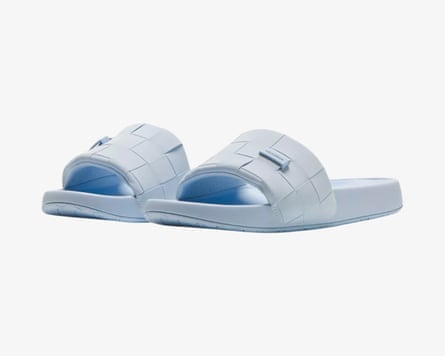 Lululemon Women’s Restfeel Woven Slide