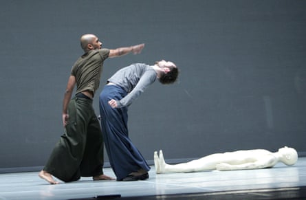Akram Khan and Larbi Cherkaoui in Zero Degrees at the Brighton Dome in 2005.