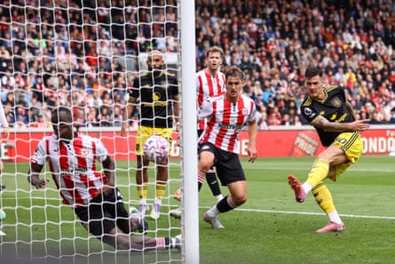 Benjamin Sesko scores for Manchester United at Brentford