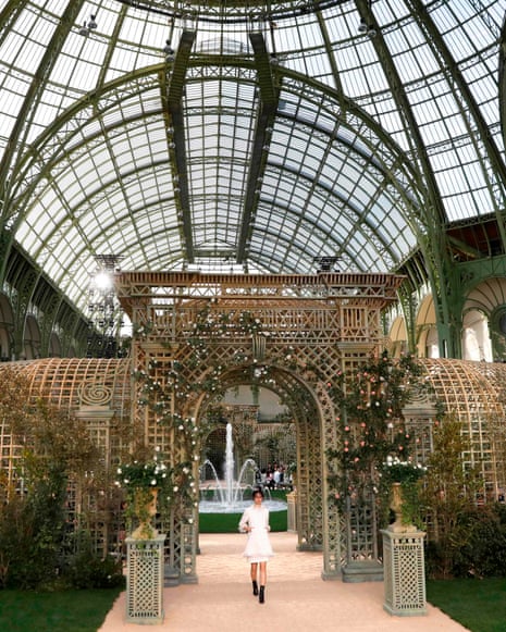 Paris Fashion Week venue exterior