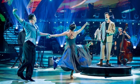 Lauren Oakley and Kai Widdrington dance to Bastille.