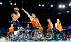 Rose Hollermann of United States in action with Mariska Beijer of Netherlands in the women’s basketball final.