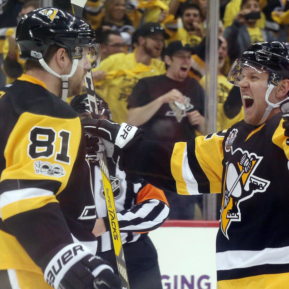 Pittsburgh Penguins Fan Stabbed In Head Refuses Treatment Until End Of Game Nhl The Guardian Pittsburgh Penguins Fan Stabbed In Head Refuses Treatment Until End Of Game Nhl The Guardian