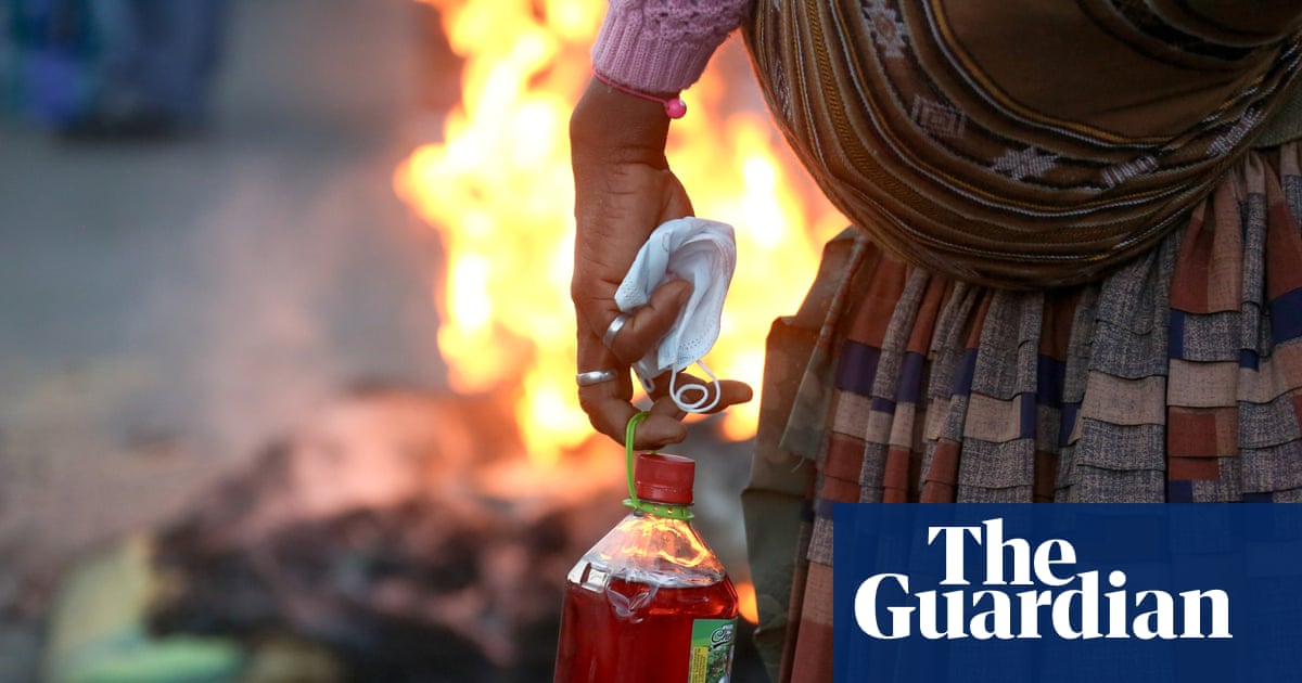 Bolivia's Indigenous Groups Protest President Paz's Pro-Business Policies