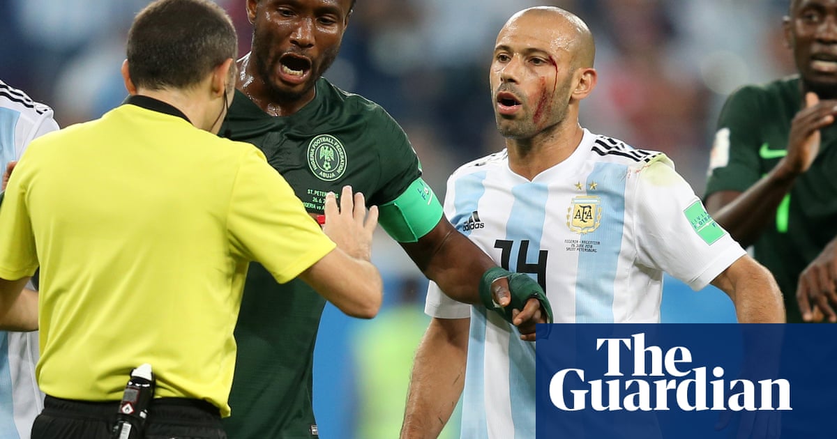 Javier Mascherano S Legs May Have Gone But His Heart Has Not Football The Guardian