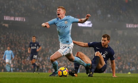 Referee Craig Pawson awards Manchester City a penalty for a foul on Kevin De Bruyne by Tottenham’s Jan Vertonghen.