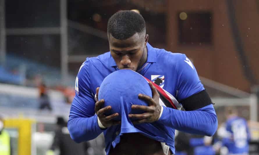 Keita Baldé celebrates after scoring for Sampdoria.