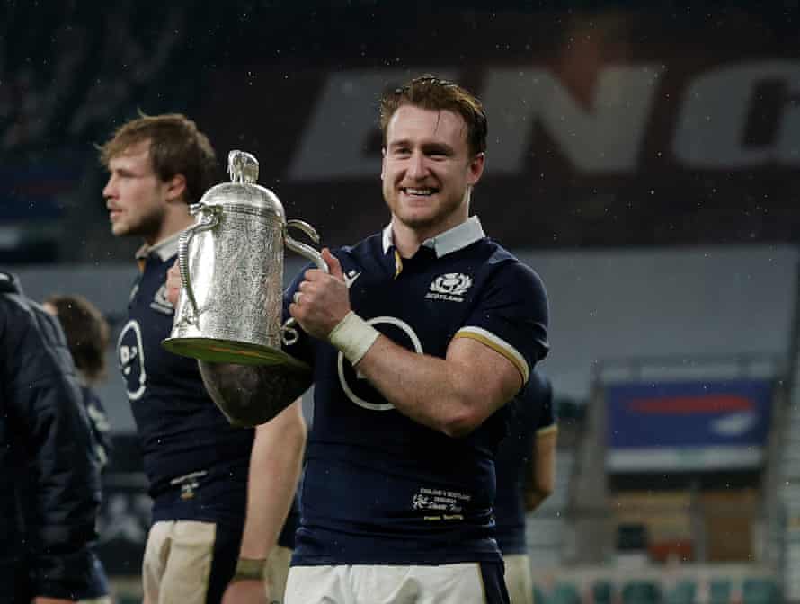 Stuart Hogg with Calcutta Cup.