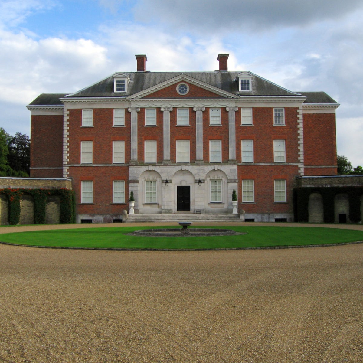 Boris Johnson To Spend Christmas At Chevening After House Share Victory Boris Johnson The Guardian