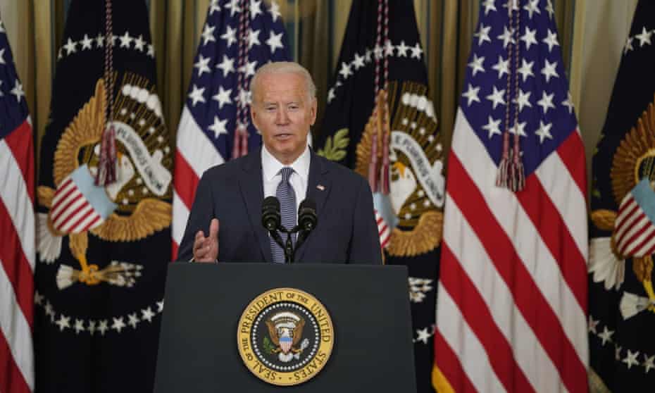 Joe Biden signs an executive order on promoting competition in the US economy.