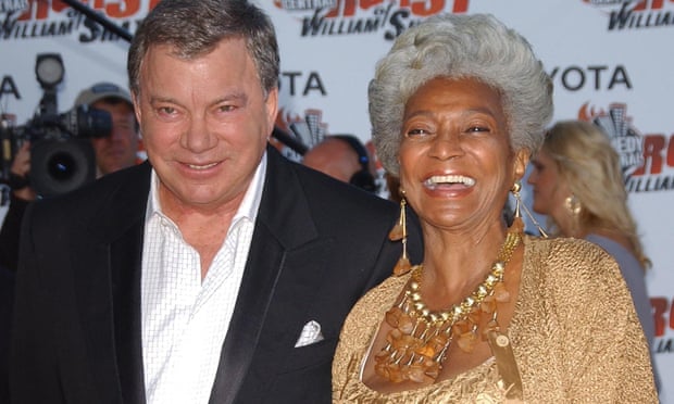 Nichelle Nichols y William Shatner en Los Ángeles en 2006.