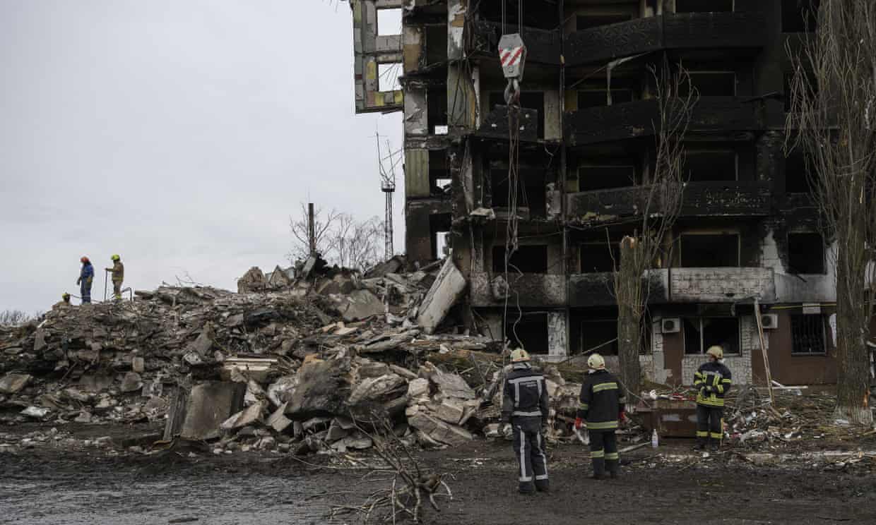 Zelenksy Reveals Massive Casualties in Monday Speech: At Least Tens of Thousands Killed in Mariupol (mediaite.com)
