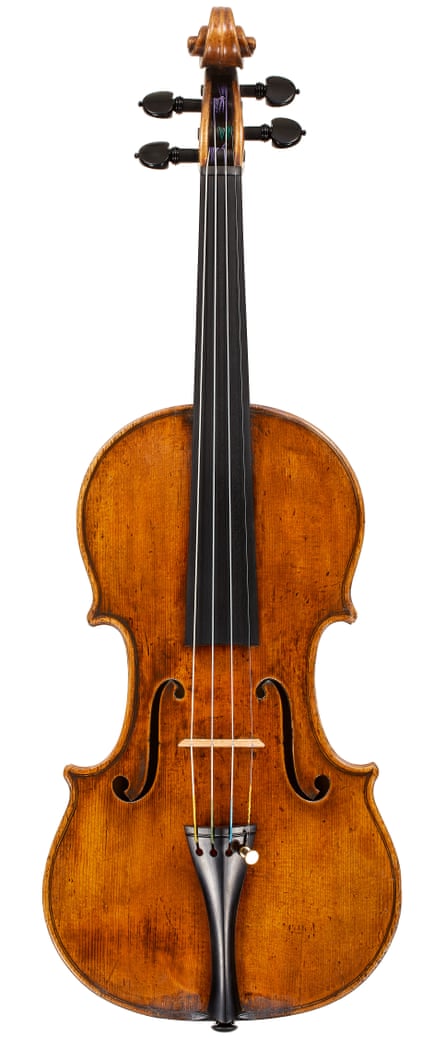 ødemark Solskoldning høj Violin used for Wizard of Oz's Over the Rainbow expected to reach $20m at  auction | Music | The Guardian