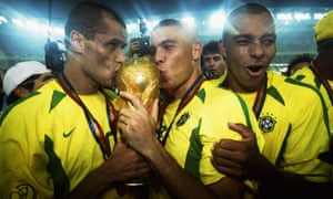 ريفالدو ورونالدو احتفال بفوز البرازيل كأس العالم في عام 2002