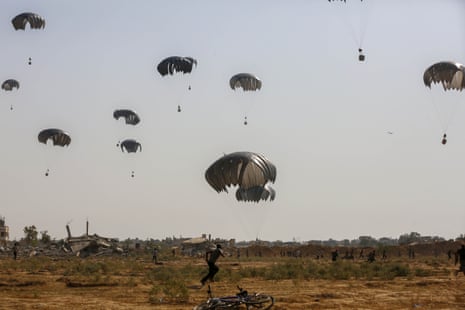 Air is dropped on Khan Younis in southern Gaza.
