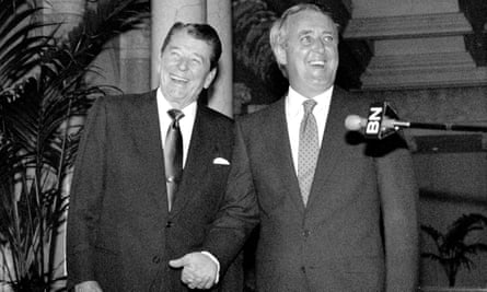 Brian Mulroney with Ronald Reagan in 1989. He persuaded the Republican US president to support sanctions against the apartheid regime in South Africa.