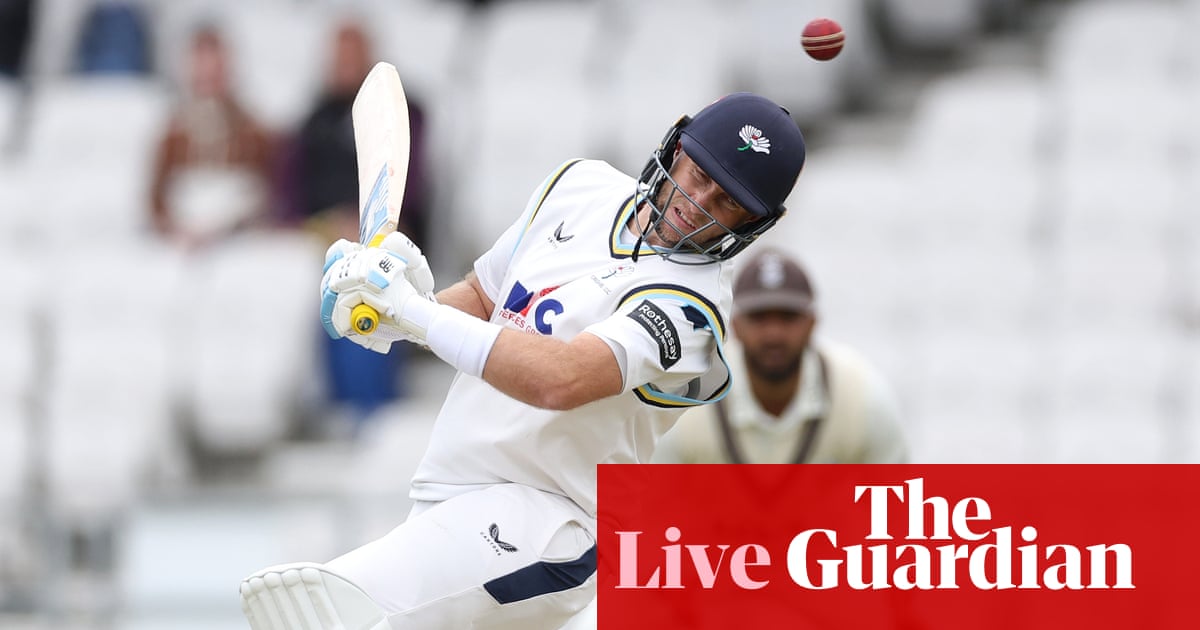 Yorkshire v Surrey, Warwickshire v Glamorgan, and more: county cricket, day one – live