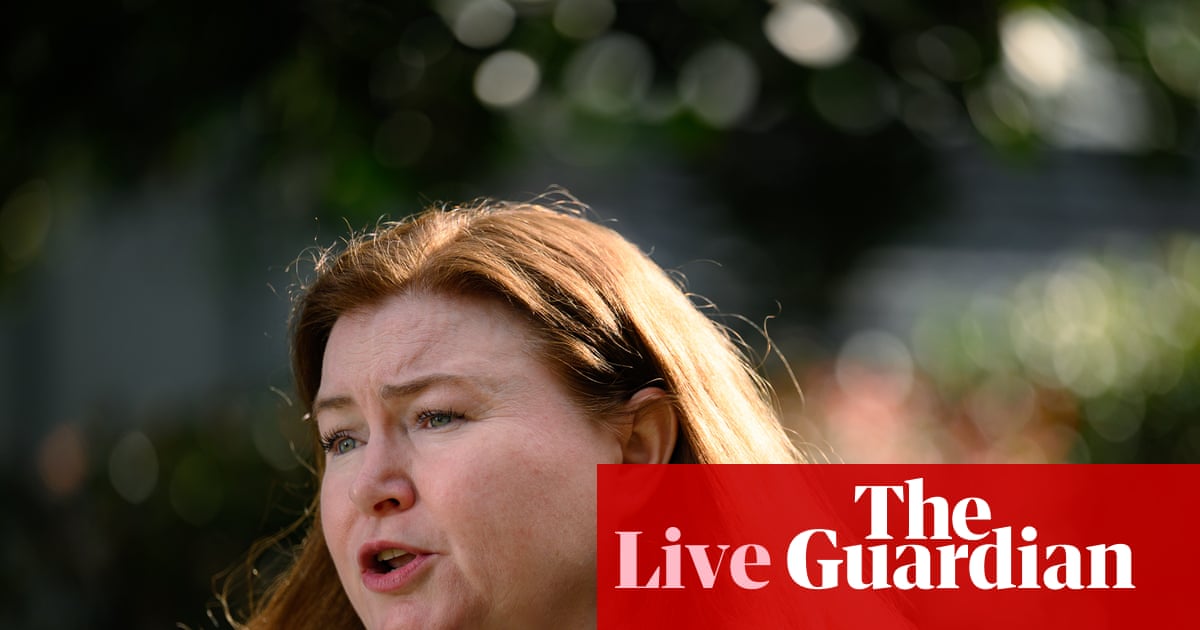 Australia news live: minister says it’s safe to ‘keep buying eggs, keep buying chicken’ as east coast records first suspected bird flu case | Australia news Australia news live: minister says it’s safe to ‘keep buying eggs, keep buying chicken’ as east coast records first suspected bird flu case | Australia news