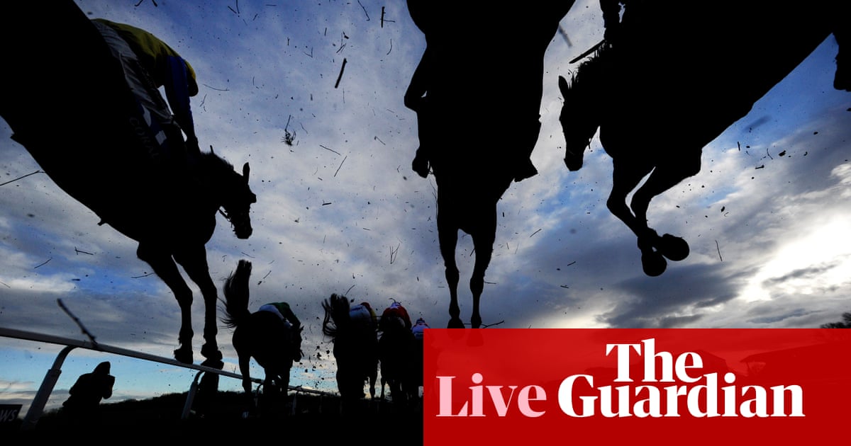 Welsh Grand National, Leopardstown and Kempton: racing – live!