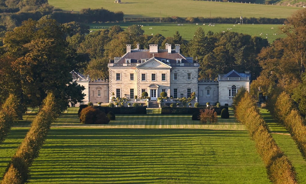 Ferne Park in Wiltshire, built for Lord Rothermere by Quinlan and Francis Terry in 2001.