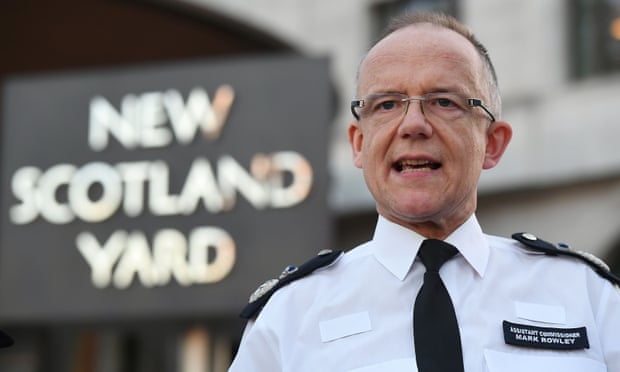 Mark Rowley is a former head of counter-terrorism and has been an assistant commissioner at the Met. 