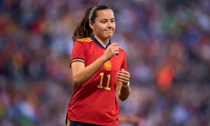 Amaiur Sarriegi on the pitch