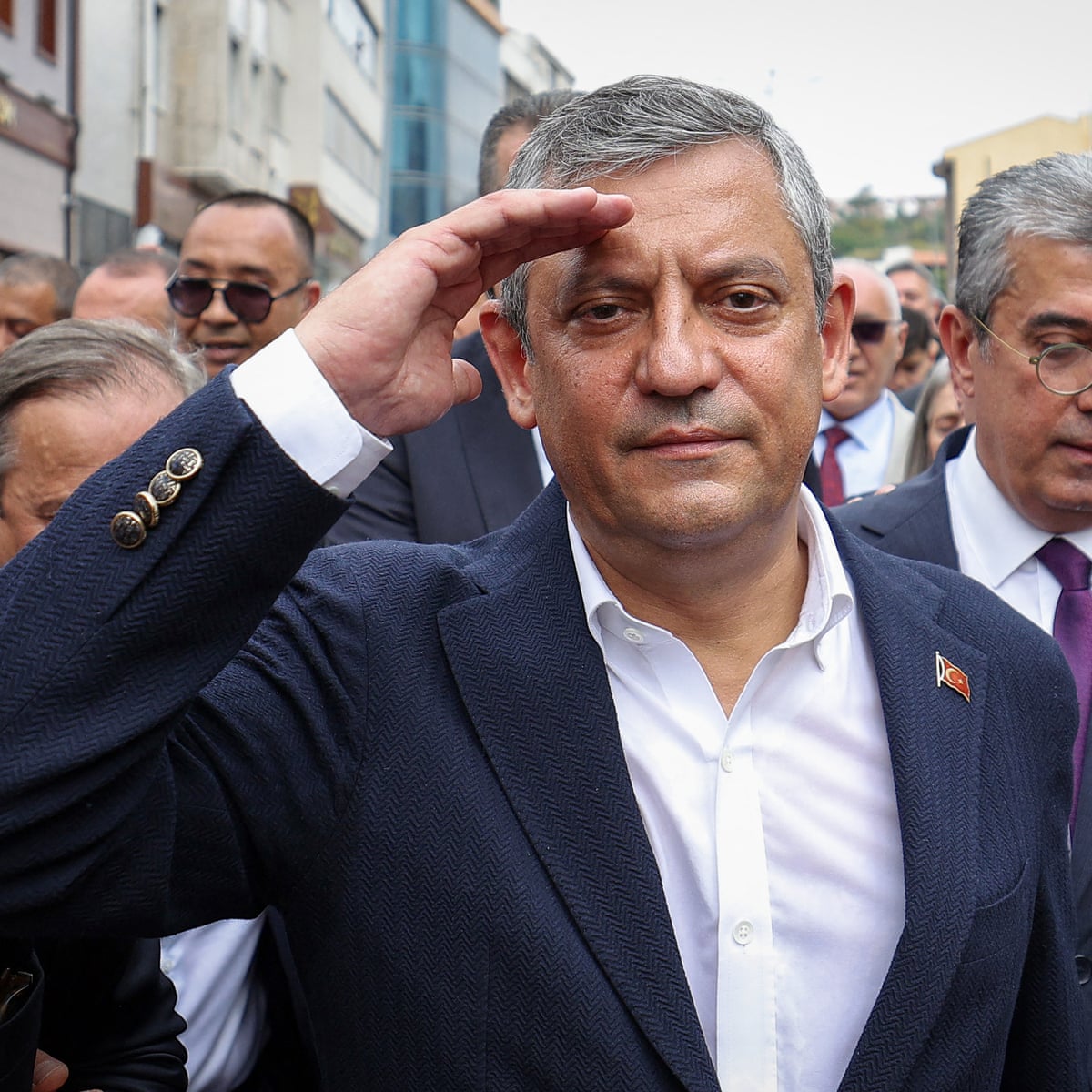Μετά από δακρυγόνα, διαμαρτυρίες και νομικές διαμάχες, η Τουρκία έχει ένα νέο κόμμα της αντιπολίτευσης. Είναι αυτός ο άνθρωπος που μπορεί να εκδιώξει τον Ερντογάν;