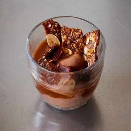 Big Jo's chocolate soft serve, almond praline, caramel.