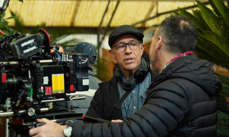 Peter Chelsom on set of Security