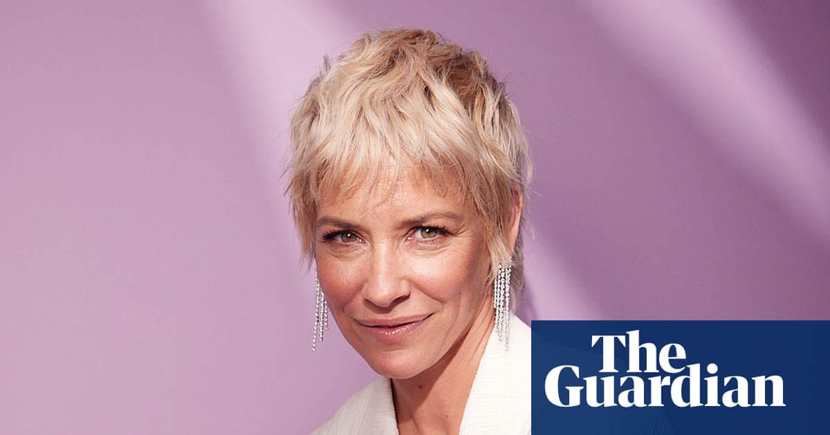 Evangeline Lilly reveals she has brain damage after hitting her head in fall