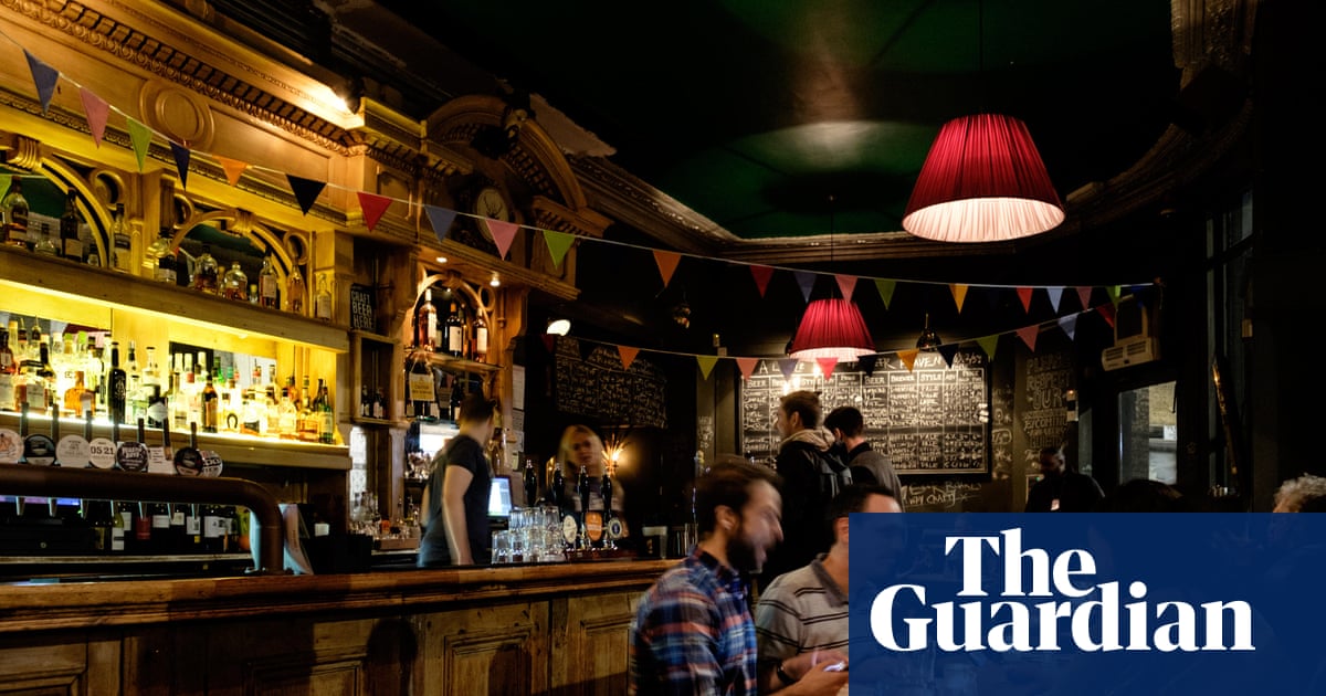 Share your views on whether children should be allowed in pubs