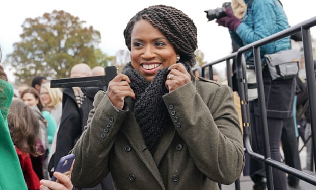 Ayanna Pressley is a co-sponsor of the Crown Act, along with Ilhan Omar and others.