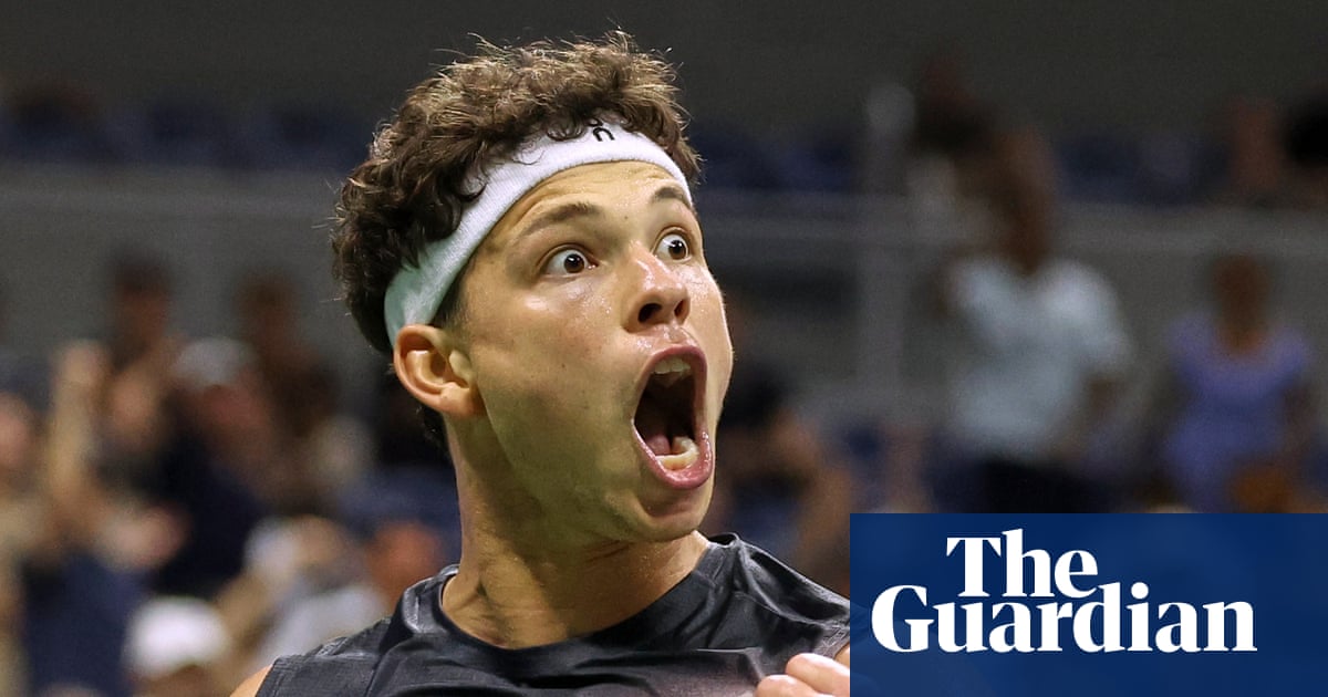 Ben Shelton wins on a night of vomit, sweat and home hopes at US Open