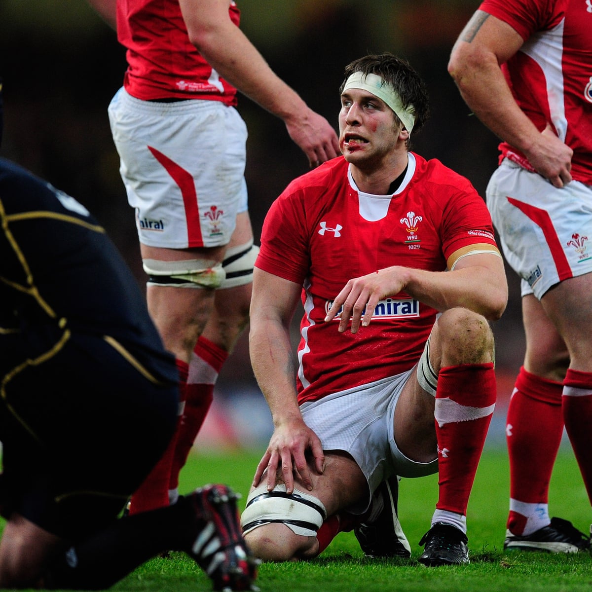 Generic Social Rugby Player Rugby Players Vs Football Players