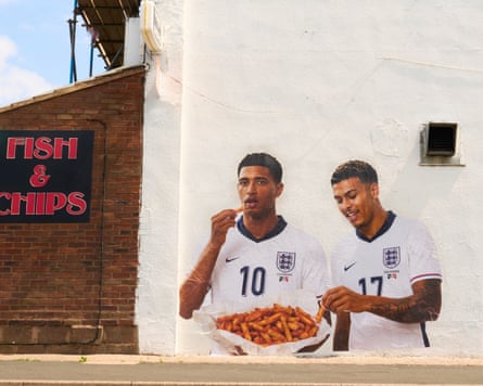 A mural at the Classic Fryer chip shop in Quinton featuring local-born heroes Jude Bellingham (Stourbridge) and Morgan Rogers (Halesowen).