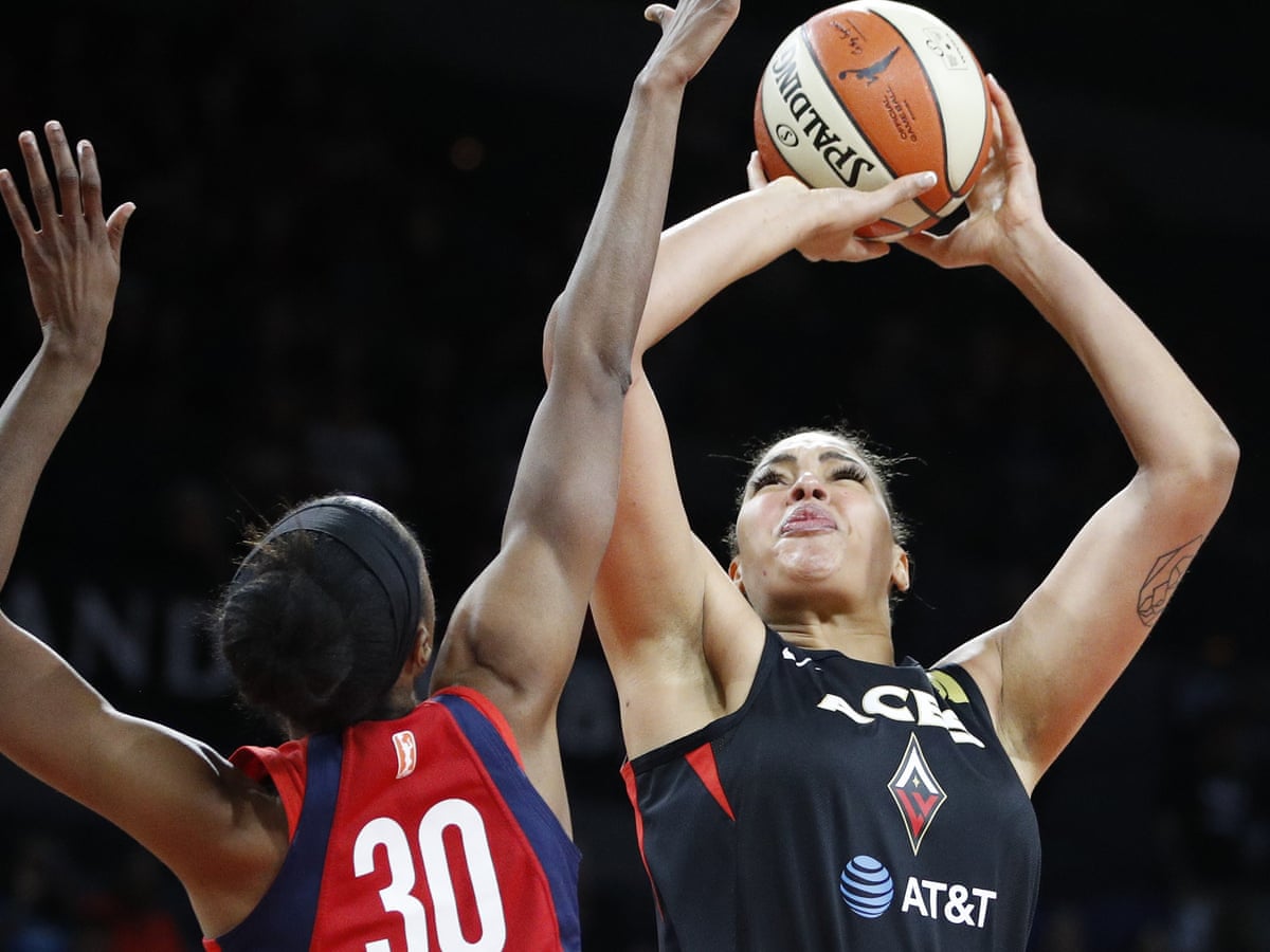 Liz Cambage Mocks Mystics After Wnba Play Offs Win Sport The Guardian