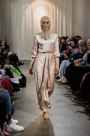A model wears Yasmin Jay on the modest runway