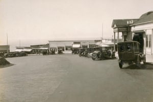 A view of Cliff House road from Bancroft library at UC Berkeley in 1925.